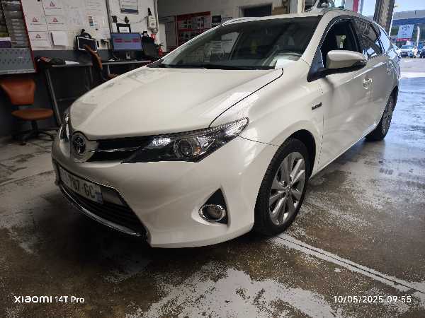 Toyota Auris Toyota Auris hybride ts 136cv