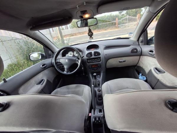 Peugeot 206 (2) 2.0 HDI STYLE 5P