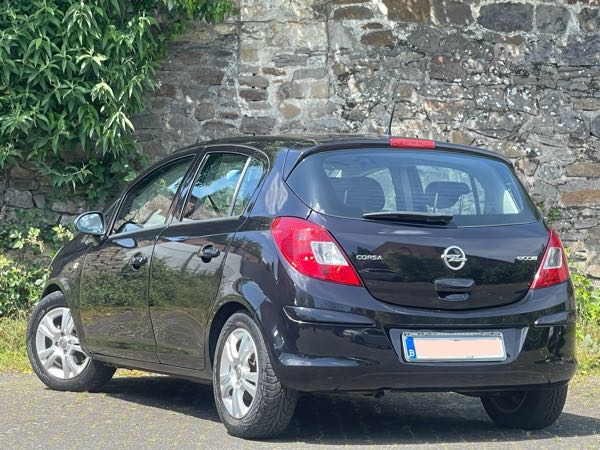 Opel Corsa Corsa D - 2012 - 1er Main - Diesel - Airco