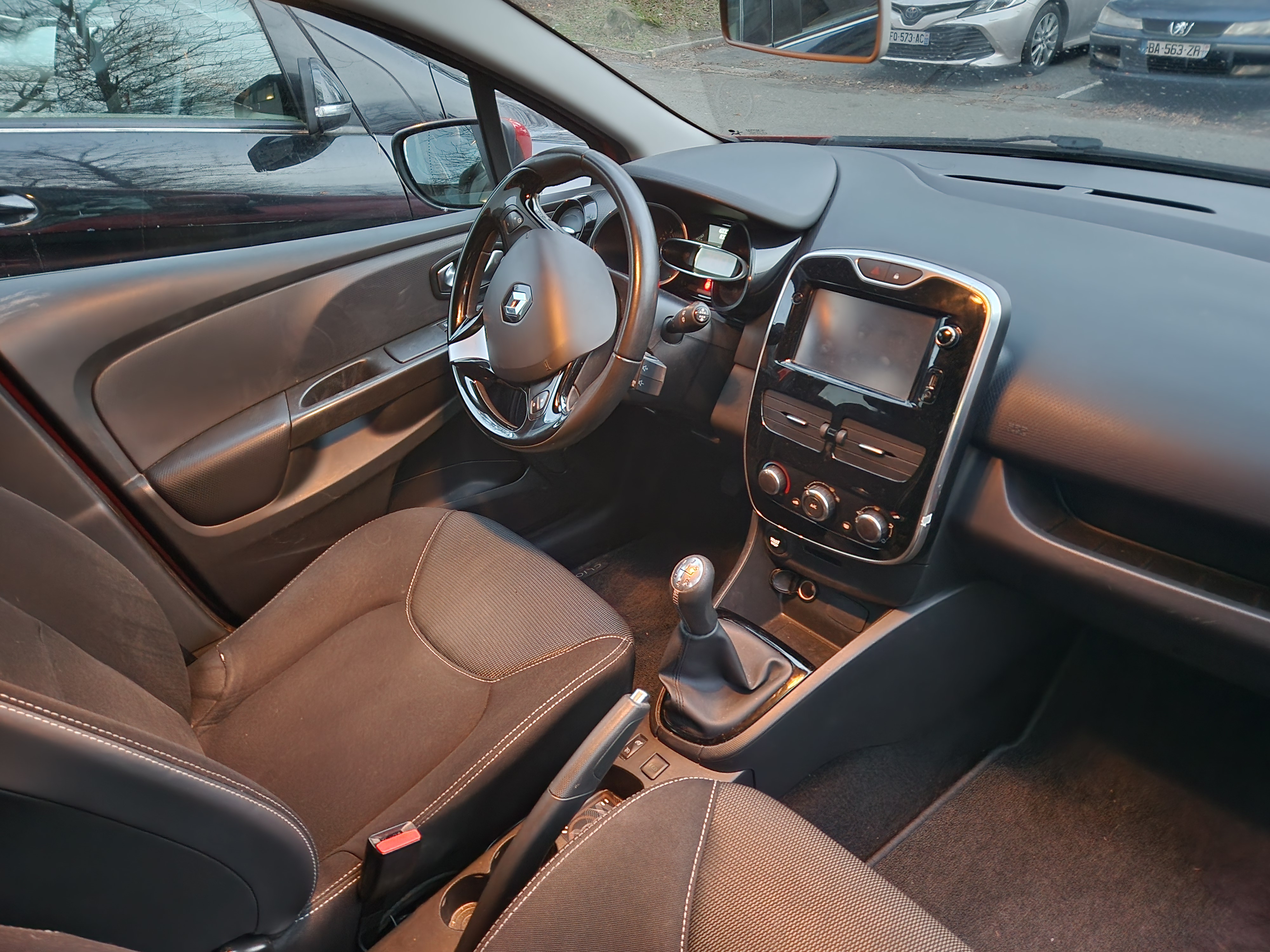 Renault Clio IV (2) 1.5 DCI 75 ENERGY ZEN