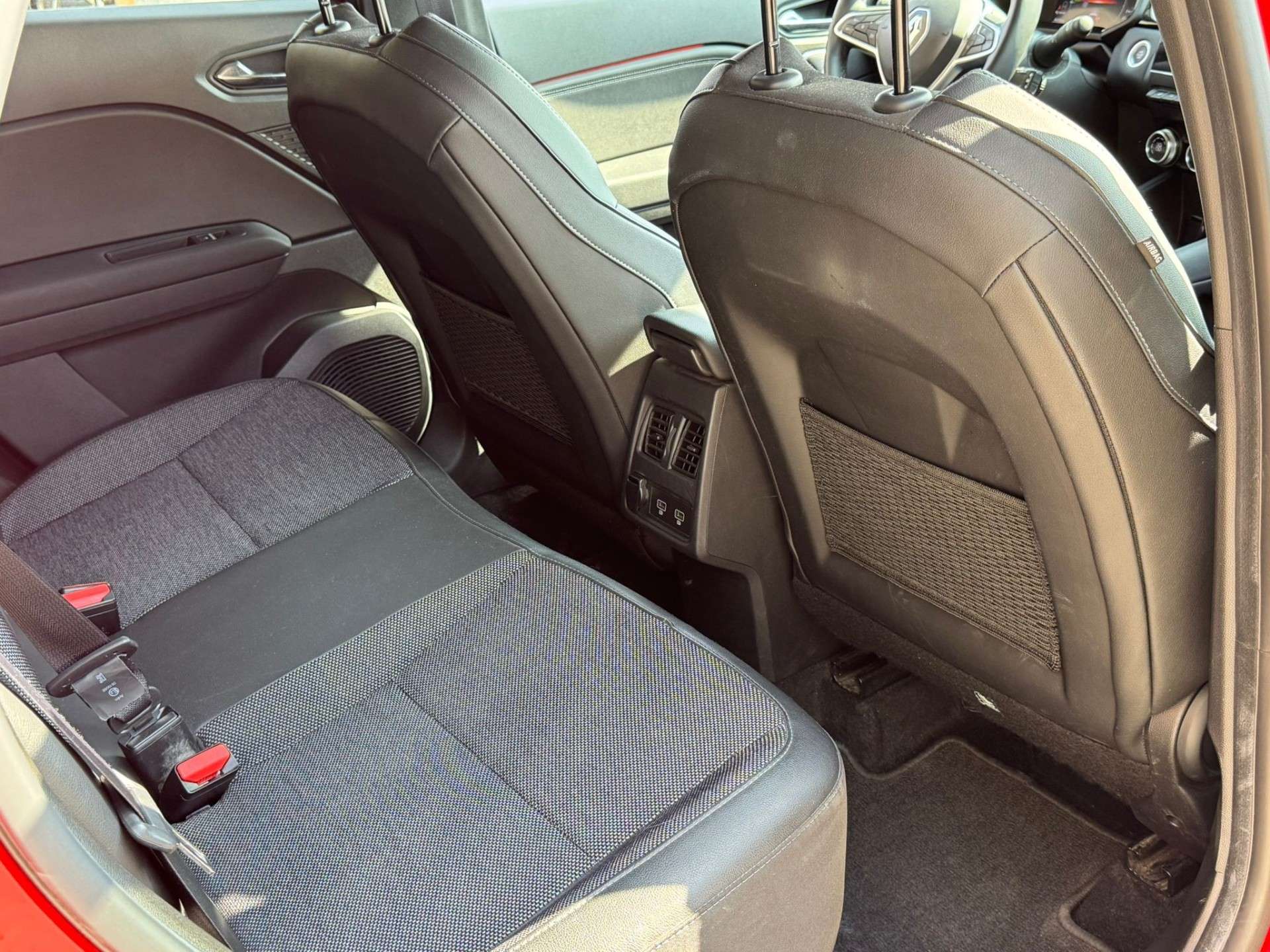 Renault Captur 1.6i E-TECH HEV Equilibre//CARPLAY//GARANTIE 12M