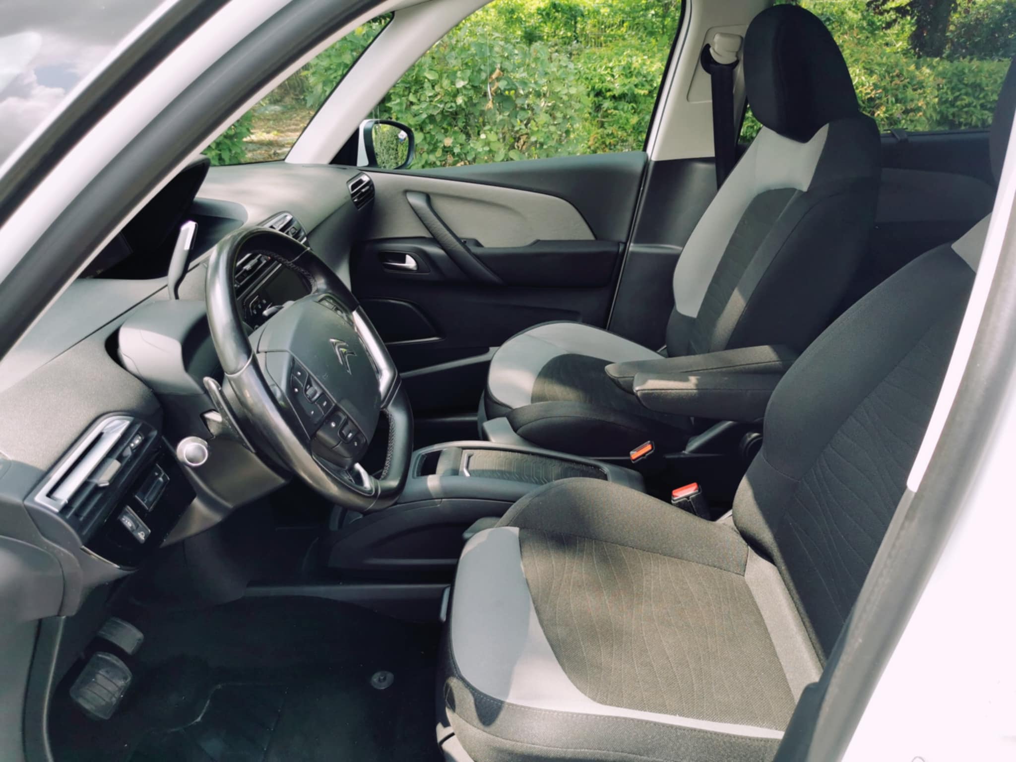 Citroen C4 II 1.6 BLUEHDI 120 S&amp;S INTENSIVE EAT6