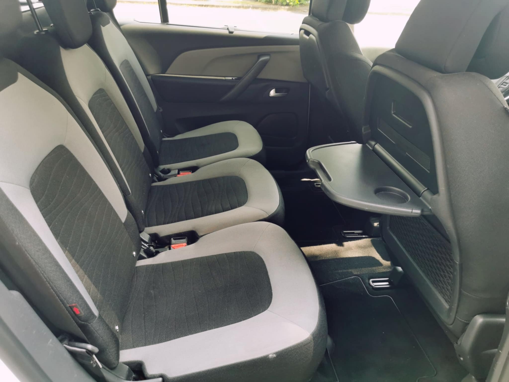 Citroen C4 II 1.6 BLUEHDI 120 S&amp;S INTENSIVE EAT6