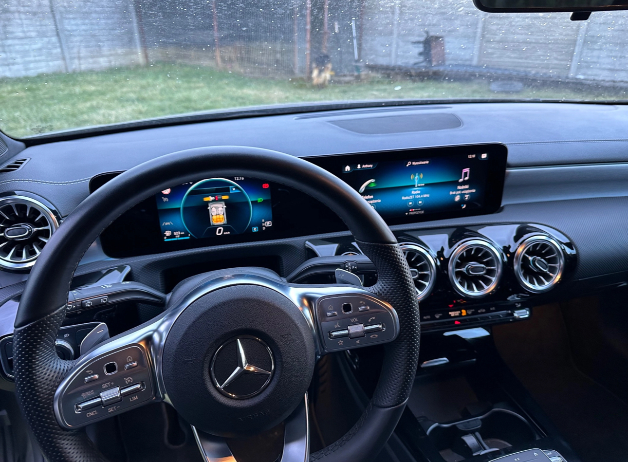 Mercedes-Benz Classe A IV BERLINE 180 D PROGRESSIVE LINE 8G-DCT