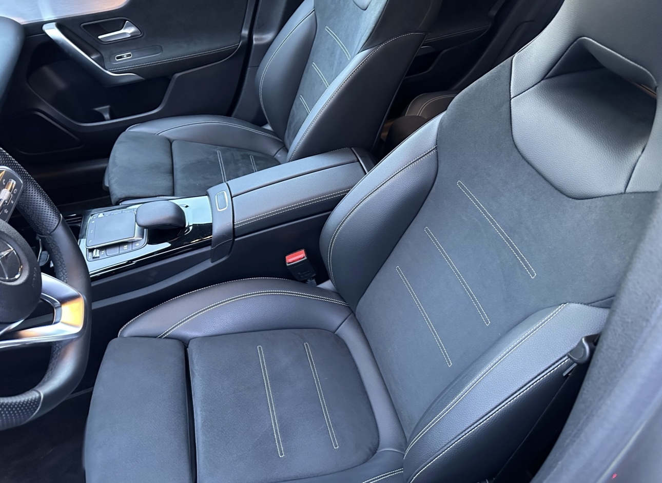 Mercedes-Benz Classe A IV BERLINE 180 D PROGRESSIVE LINE 8G-DCT