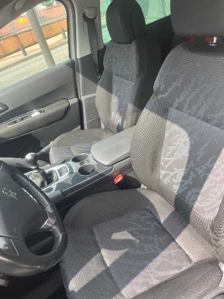 Peugeot 3008 Peugeot 3008 1.6 hdi 112 cv