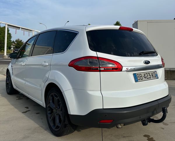 Ford S-max (2) 2.0 TDCI 140 FAP TITANIUM 7PL