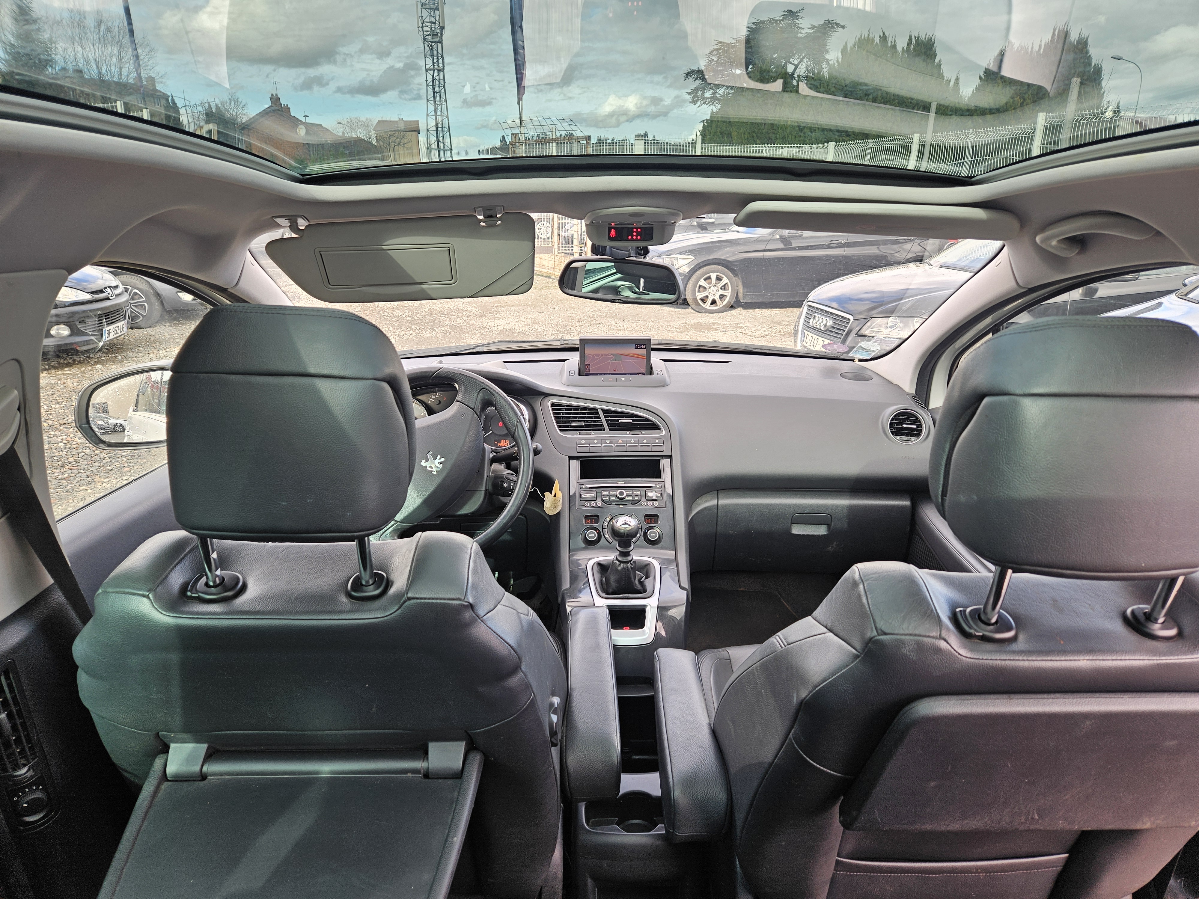 Peugeot 5008 1.6 THP 156CV FINITION FELINE CHAINE ET KIT EMBRAYAGE NEUF
