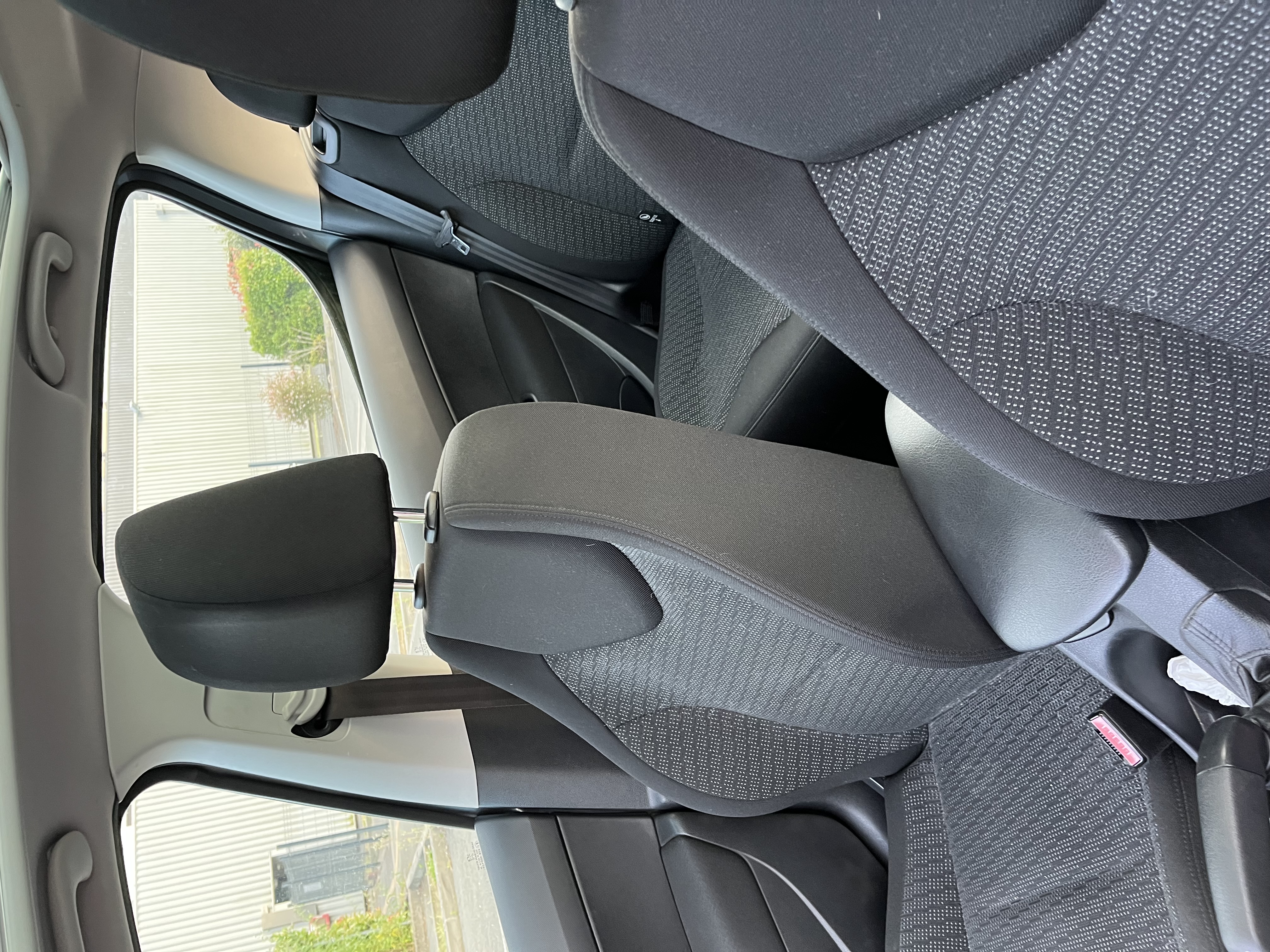 Peugeot 308 (2) 1.6 E-HDI 112 FAP ALLURE BVM6 5P