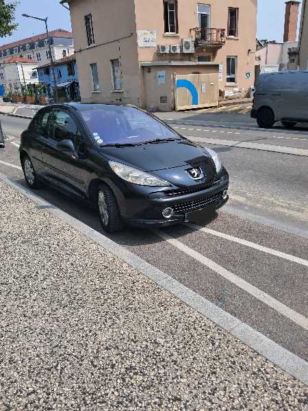 Peugeot 207 (2) 1.6 VTI 120 ALLURE 3P