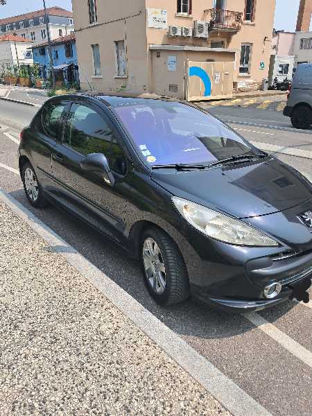 Peugeot 207 (2) 1.6 VTI 120 ALLURE 3P
