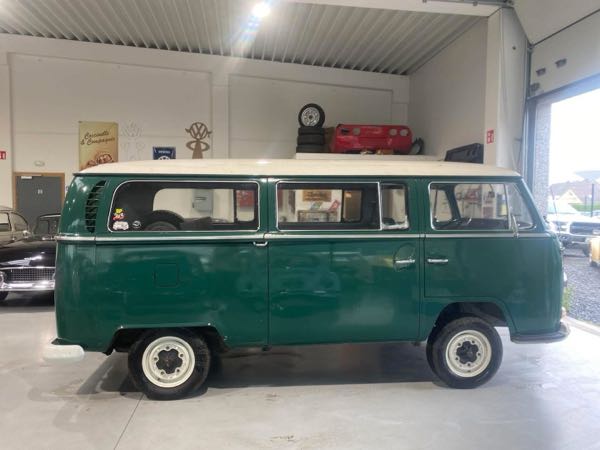 Volkswagen T2 TRÈS BEAU COMBI T2A ORIGINE CALIFORNIE EN BON ETAT
