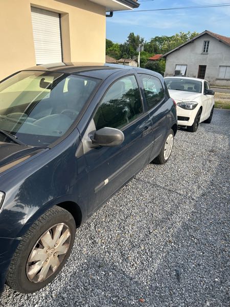 Renault Clio III (2) 1.5 DCI 70 AUTHENTIQUE 3P ECO2