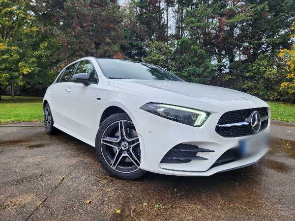 Mercedes-Benz Classe A Mercedes CLASSE A 250 E 160+102CH AMG LINE 25 999 Euros