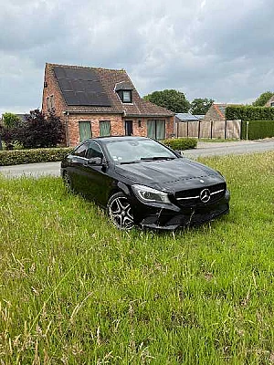 Mercedes-Benz Cla (2) 220 D 9CV FASCINATION 4MATIC 7G-DCT