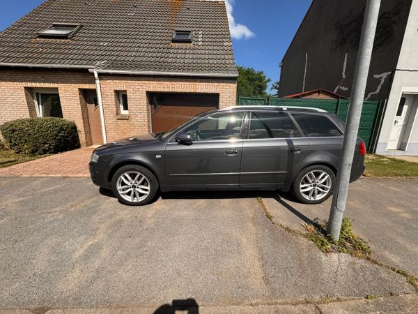 Audi A4 III AVANT 3.2 FSI QUATTRO AMBITION LUXE