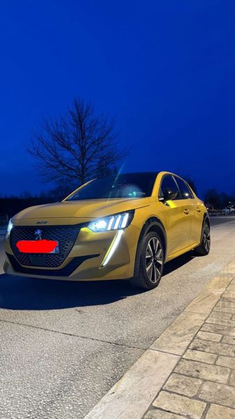 Peugeot 208 (2) 1.2 PURETECH 110 S&amp;S GT LINE 5P