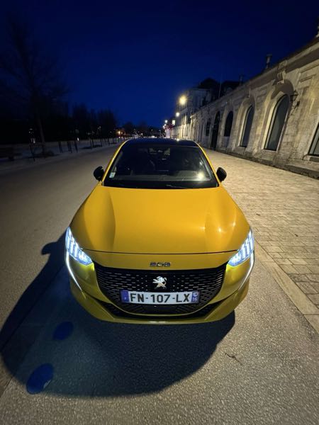 Peugeot 208 (2) 1.2 PURETECH 110 S&amp;S GT LINE 5P