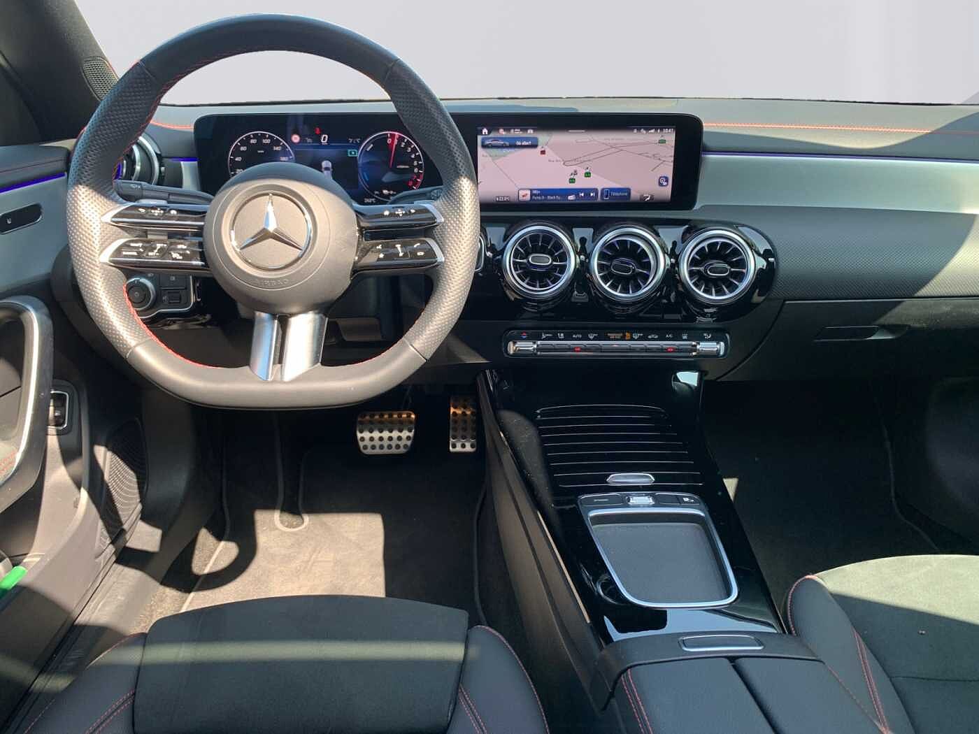 Mercedes-Benz CLA 250  e Coupé AMG Line