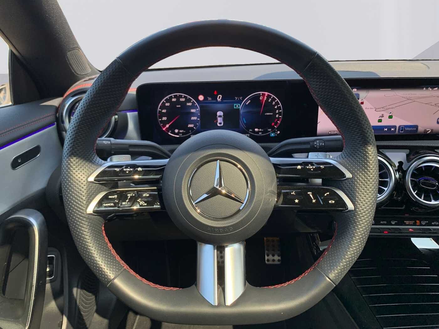 Mercedes-Benz CLA 250  e Coupé AMG Line