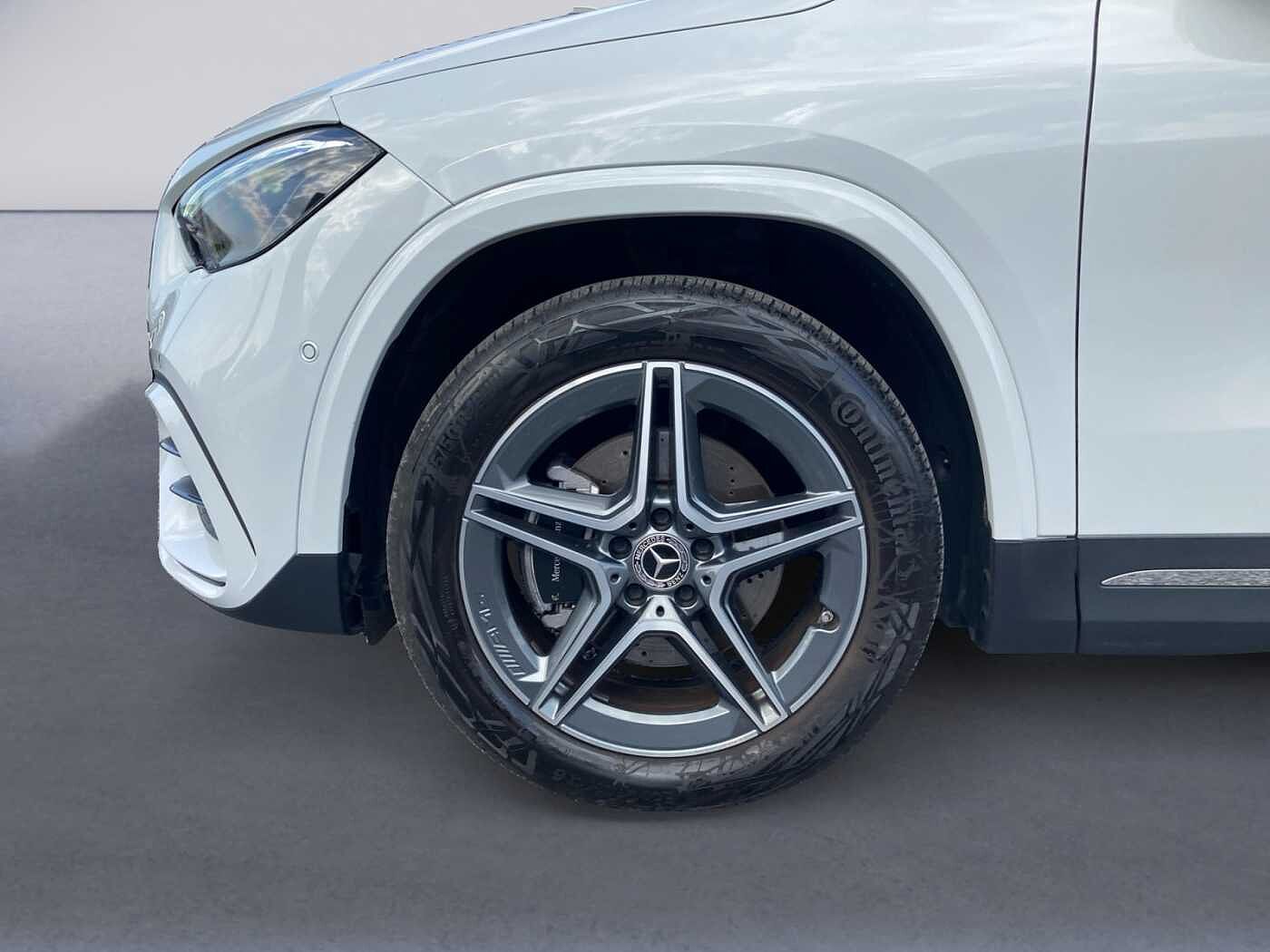 Mercedes-Benz GLA 250  e AMG Line