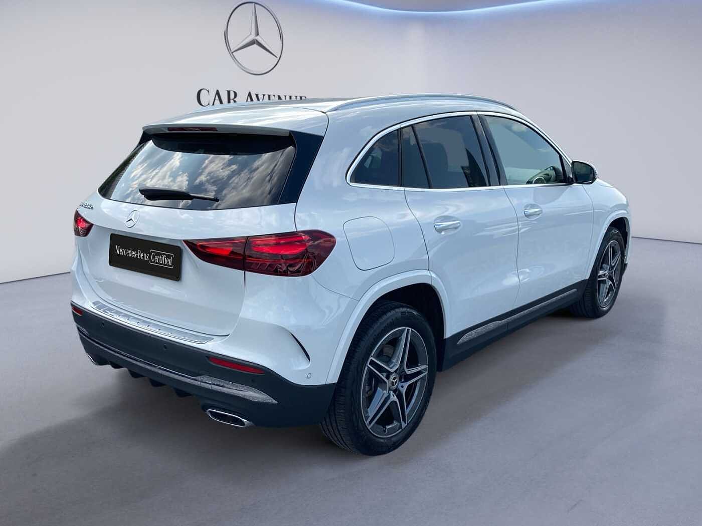 Mercedes-Benz GLA 250  e AMG Line