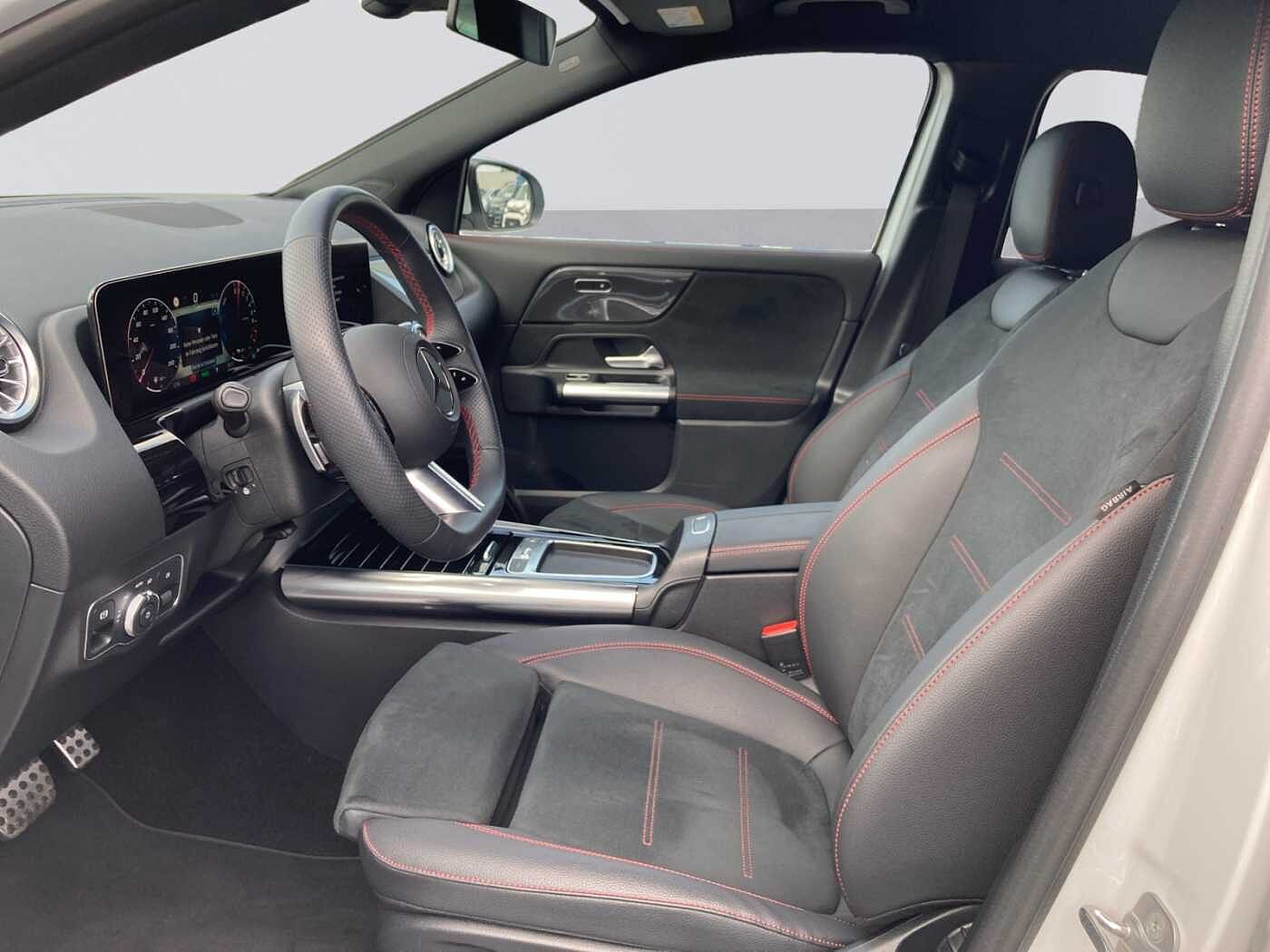 Mercedes-Benz GLA 250  e AMG Line