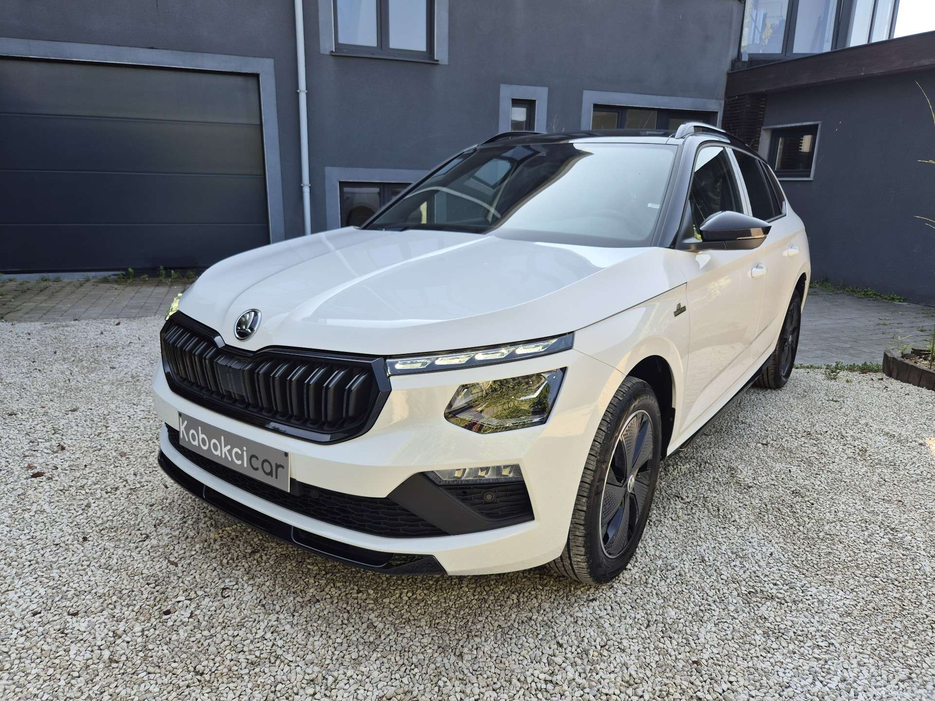 Skoda Kamiq 1.0 TSI Finition "Monte Carlo" DSG - Neuf 0KM - Garantie 12 Mois avec Entretien Effectué - Dispo sous 48H - Zone LEZ Ok