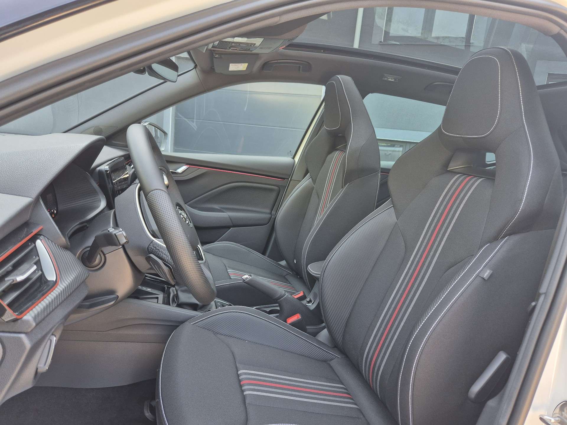 Skoda Kamiq 1.0 TSI Finition "Monte Carlo" DSG - Neuf 0KM - Garantie 12 Mois avec Entretien Effectué - Dispo sous 48H - Zone LEZ Ok