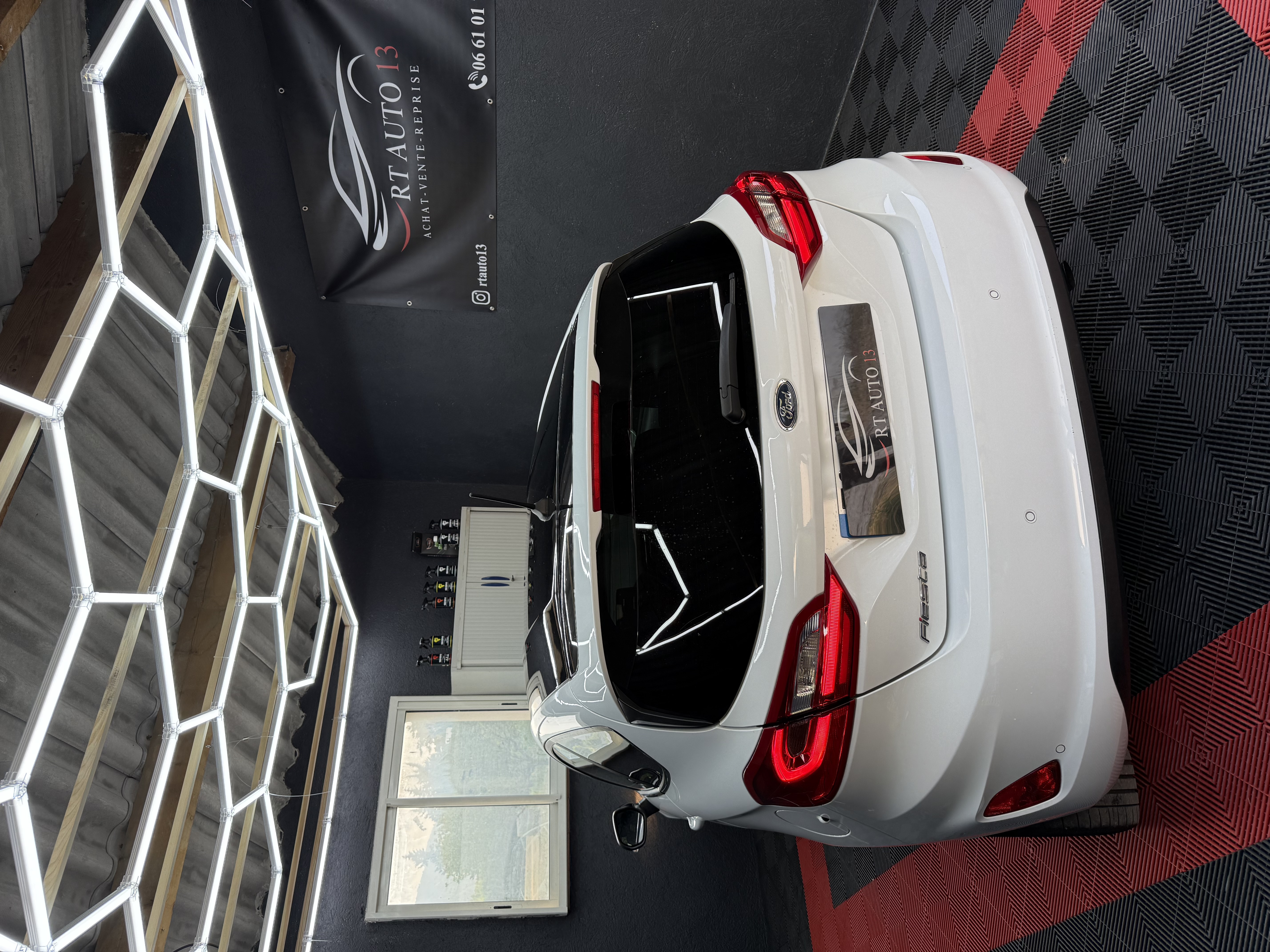 Ford Fiesta VI 1.0 ECOBOOST 100 S&amp;S TITANIUM 3P