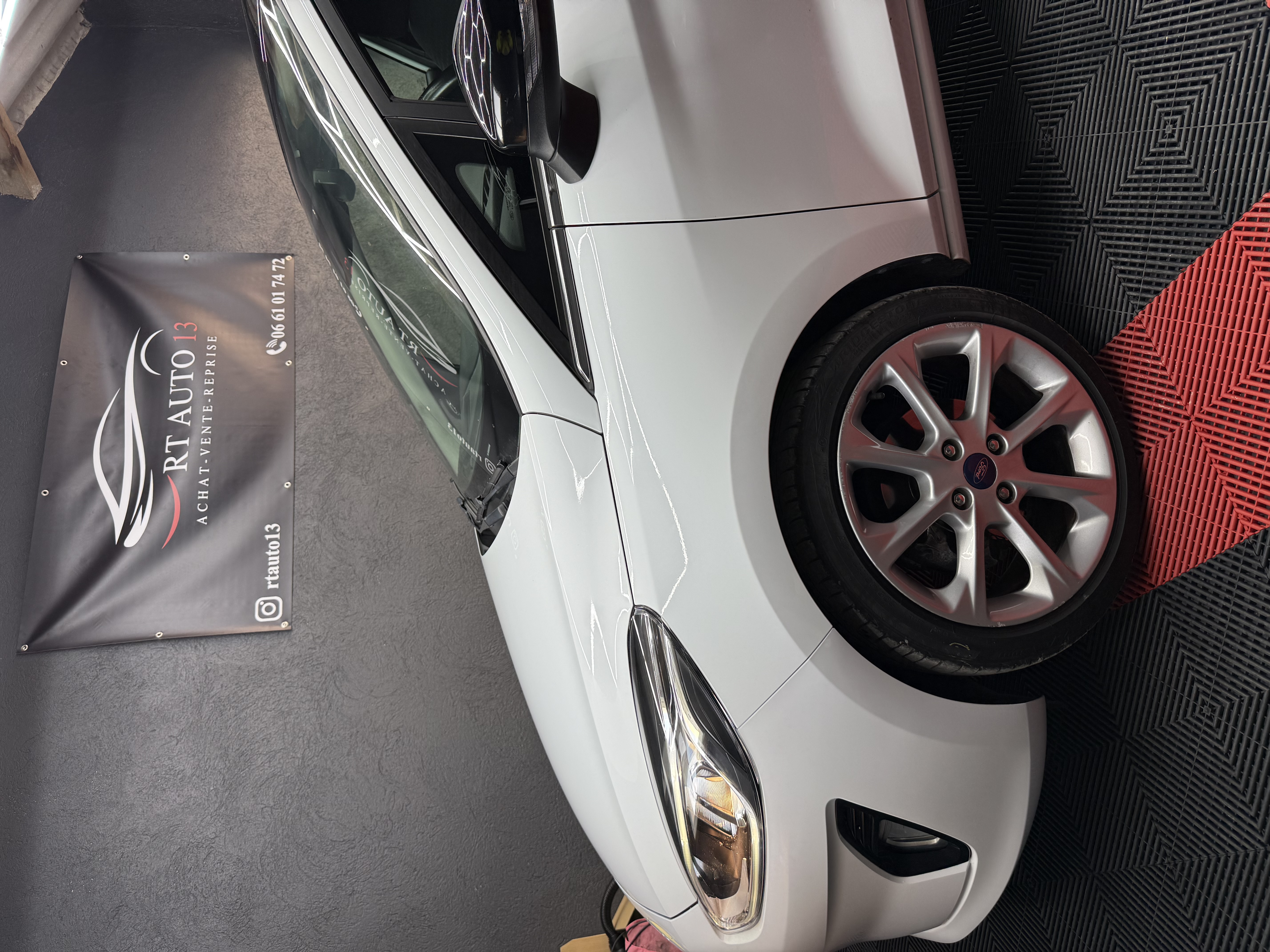 Ford Fiesta VI 1.0 ECOBOOST 100 S&amp;S TITANIUM 3P
