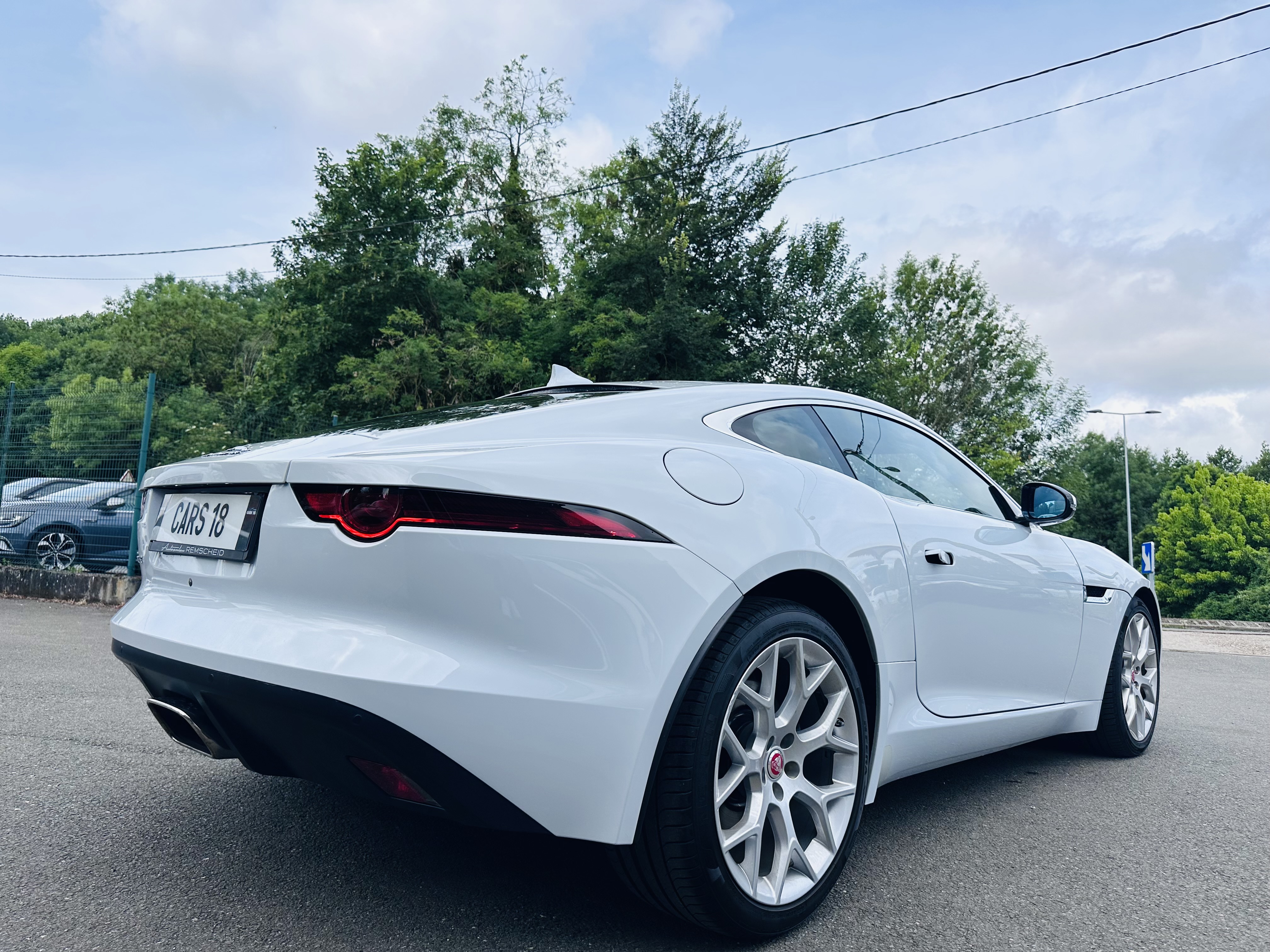 Jaguar F-type (3) COUPE 2.0 P300 R-DYNAMIC AUTO