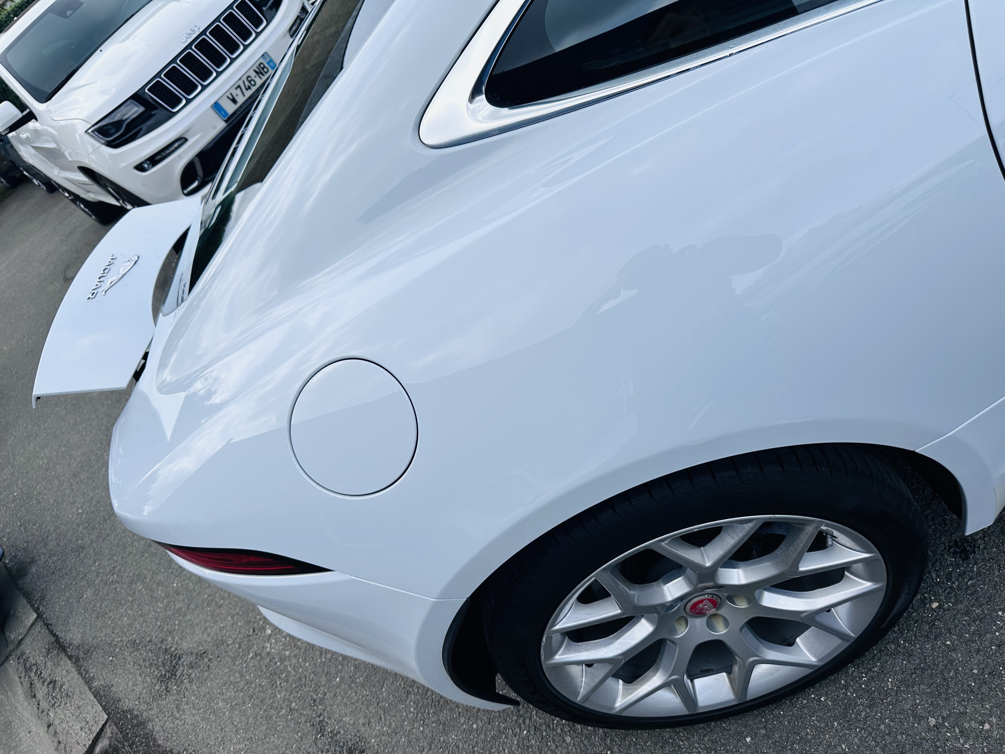 Jaguar F-type (3) COUPE 2.0 P300 R-DYNAMIC AUTO