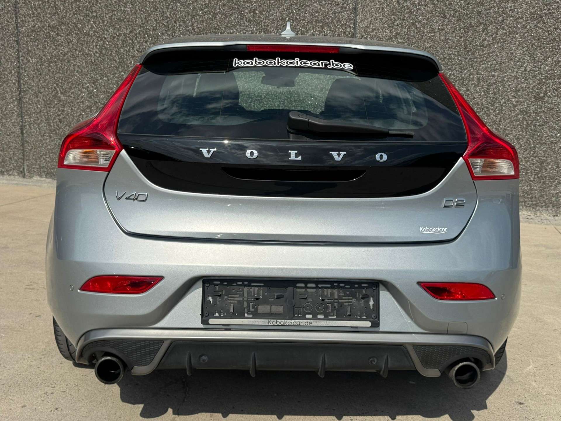 Volvo V40 1.6 D2 Kinetic R-Design// GARANTIE 12 MOIS //