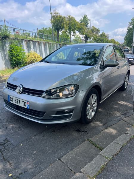 Volkswagen Golf VII 1.6 TDI 105 BLUEMOTION TECHNOLOGY CARAT DSG7 3P