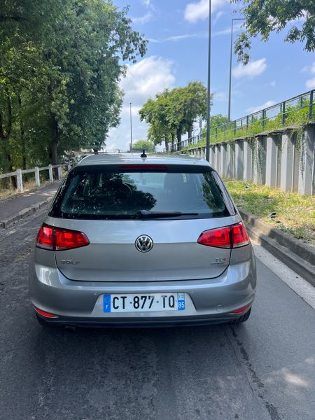Volkswagen Golf VII 1.6 TDI 105 BLUEMOTION TECHNOLOGY CARAT DSG7 3P