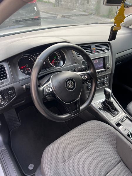 Volkswagen Golf VII 1.6 TDI 105 BLUEMOTION TECHNOLOGY CARAT DSG7 3P