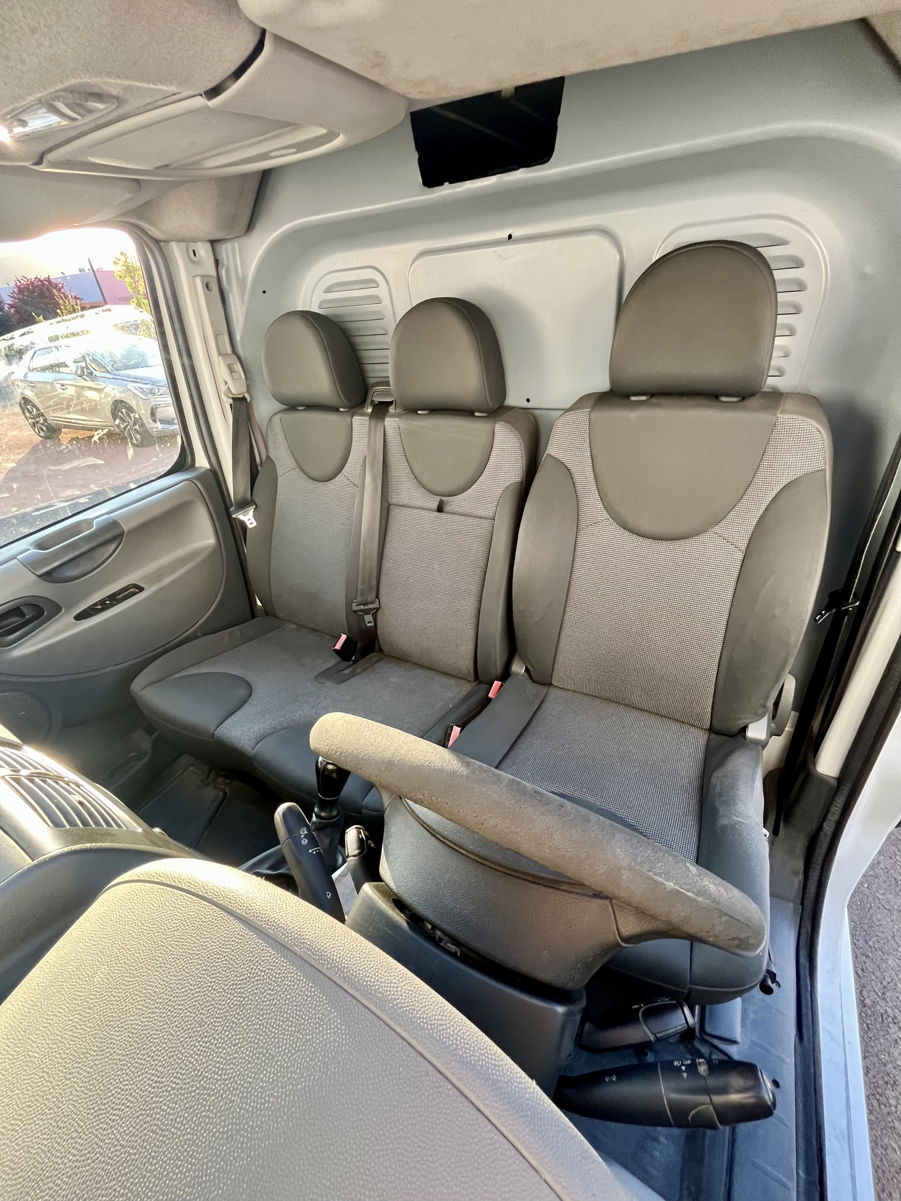 Peugeot Expert II (2) FOURGON TOLE PACK CD CLIM PLUS 227 L1H1 1.6 HDI FAP 90