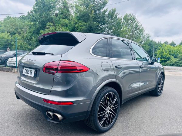 Porsche Cayenne Porsche Cayenne S II 3.0 e-hybrid 416 ch Tiptronic