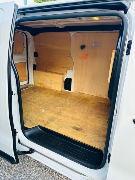 Peugeot Expert III 1.6 BLUEHDI 115 S&amp;S COMPACT PREMIUM PACK