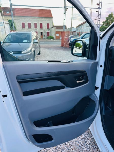 Peugeot Expert III 1.6 BLUEHDI 115 S&amp;S COMPACT PREMIUM PACK