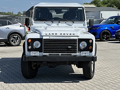 Land Rover Defender III SW 90 SE
