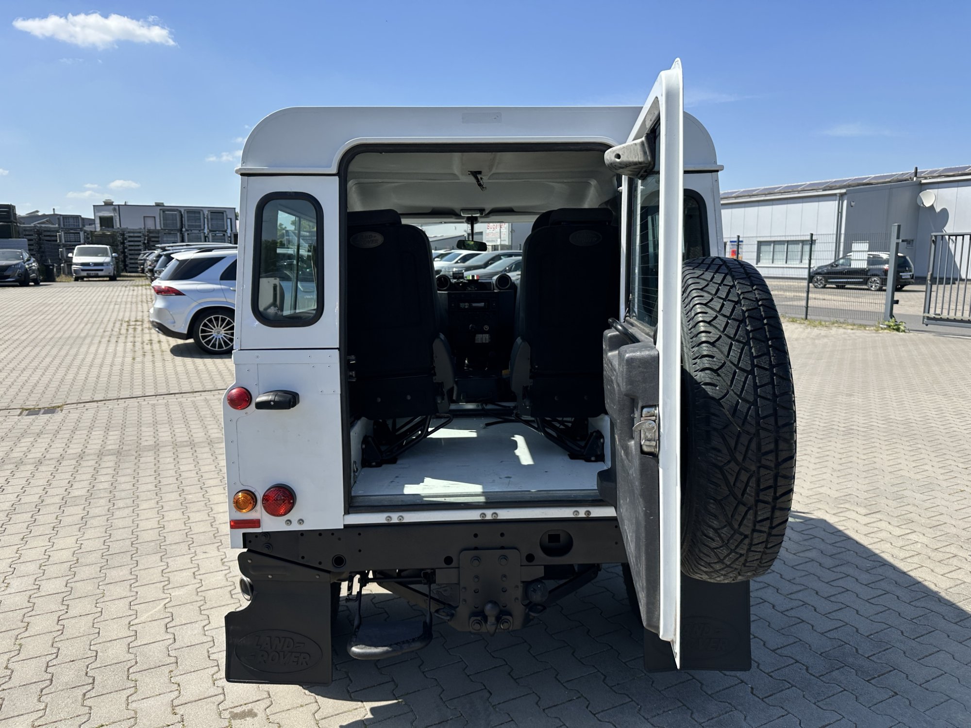Land Rover Defender III SW 90 SE