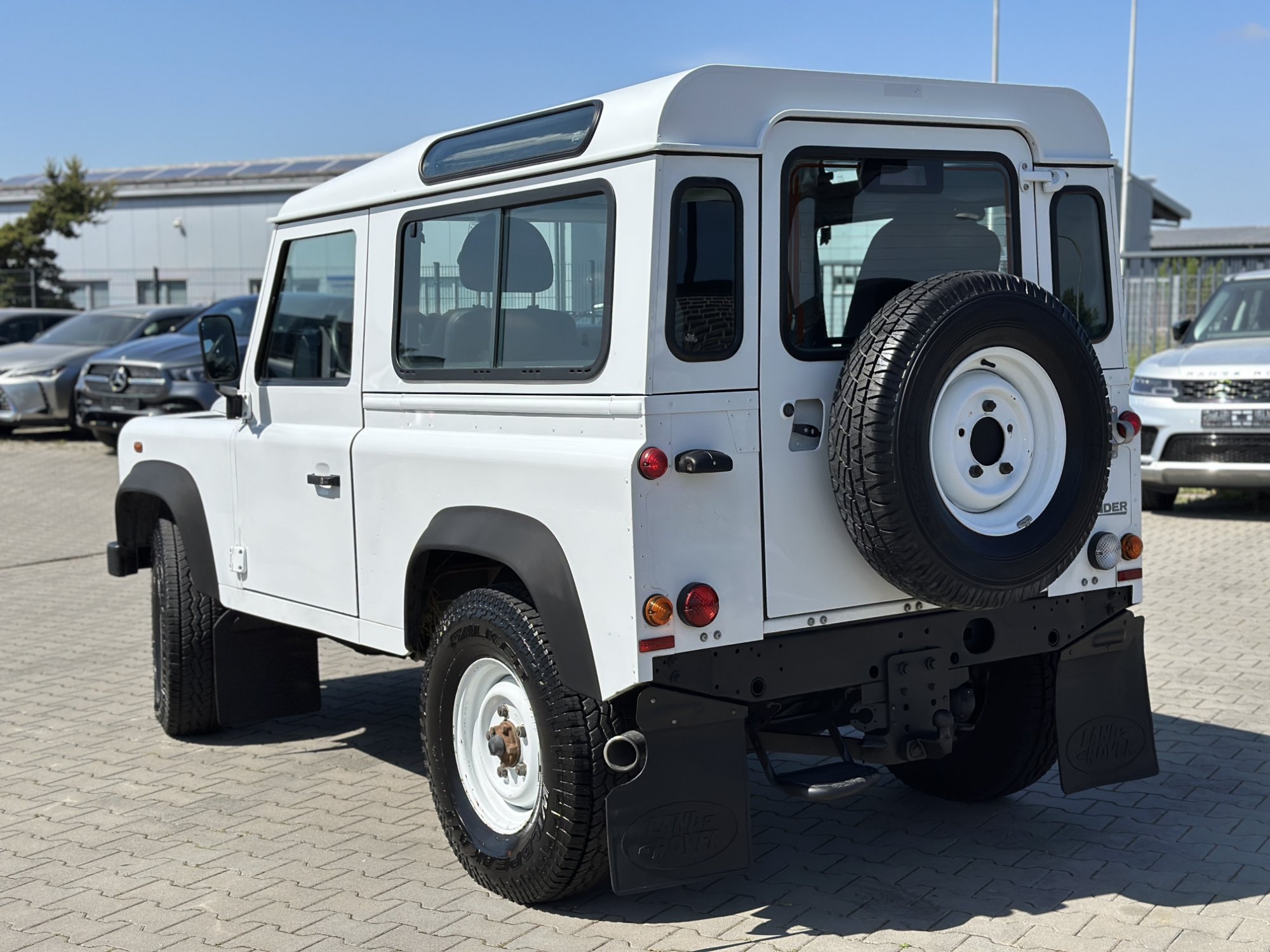 Land Rover Defender III SW 90 SE