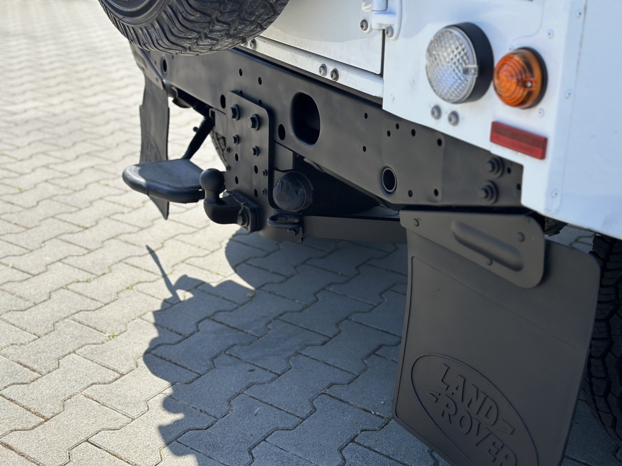 Land Rover Defender III SW 90 SE