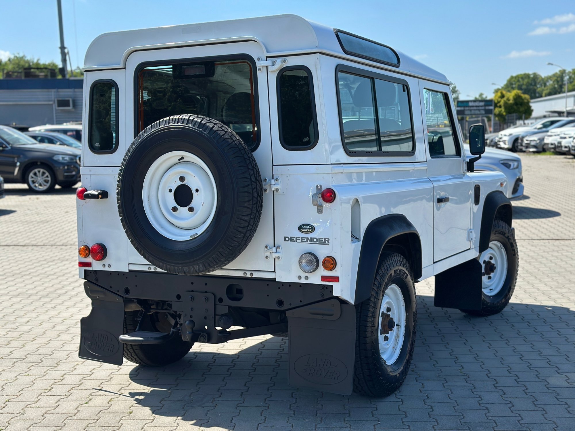 Land Rover Defender III SW 90 SE