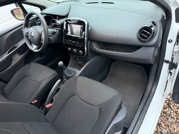 Renault Clio IV 1.5 DCI 90 ENERGY BUSINESS ECO2 82G E6