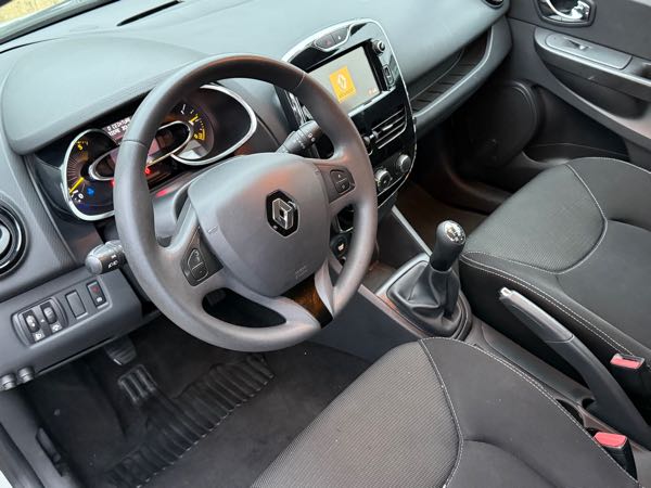Renault Clio IV 1.5 DCI 90 ENERGY BUSINESS ECO2 82G E6