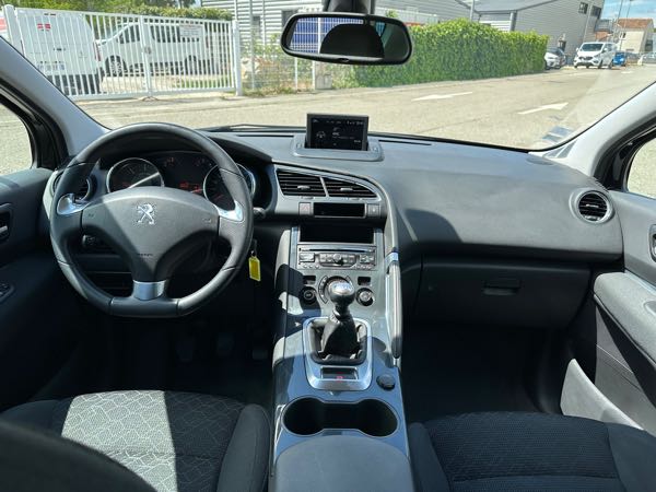 Peugeot 3008 PEUGEOT 3008 STYLE 1.6 HDI 115