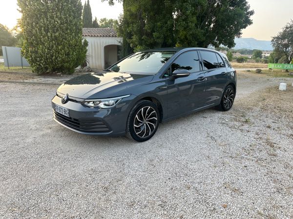 Volkswagen Golf VIII 1.5 TSI ACT 130 OPF LIFE 1ST BV6